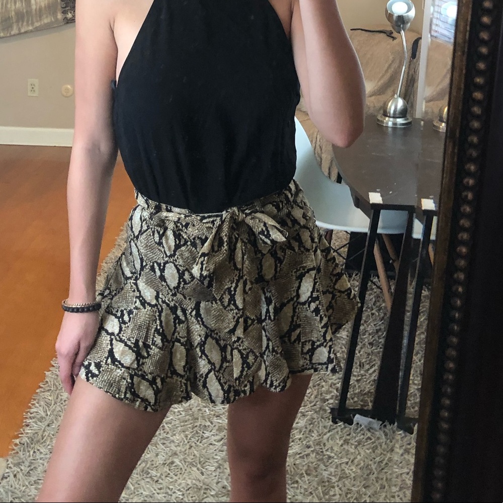 Snake skin skort